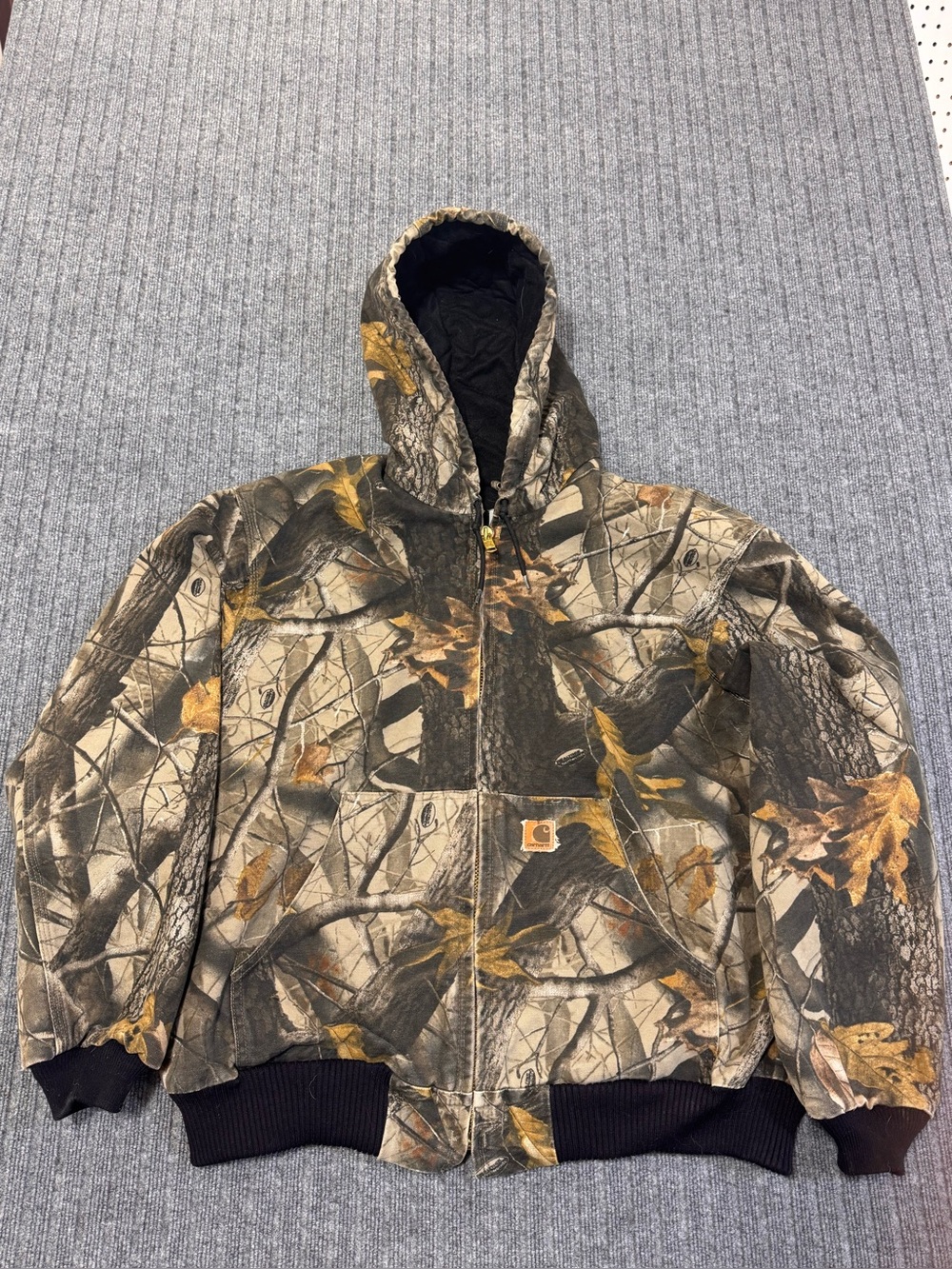 Vintage Carhartt J143 CMO Realtree Camo Jacket XL‎